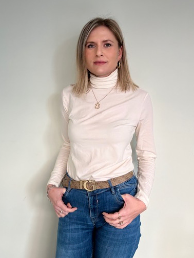 Agnieszka Kuzniar New Aspect Ratio 3 4